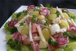 Фруктовый салат с индейкой